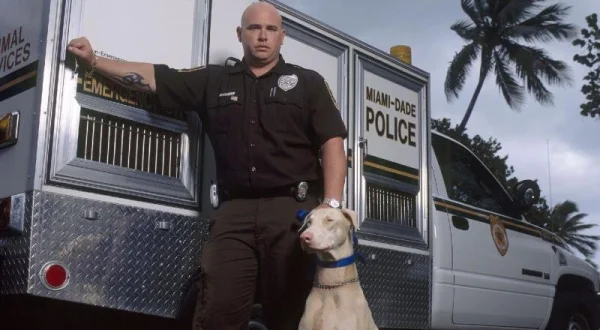 Veterinární policie Miami - Záchrana medvěda
