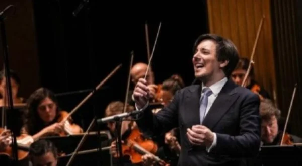 Les Siècles, Pierre Bleuse: Arancio, Bernstein, Dvořák