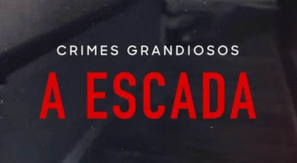 Crimes Grandiosos: A Escada