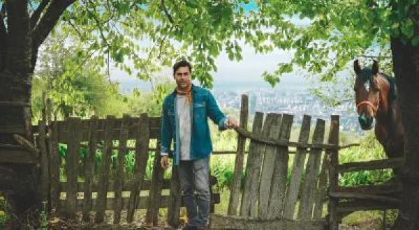 Şehirden Uzakta