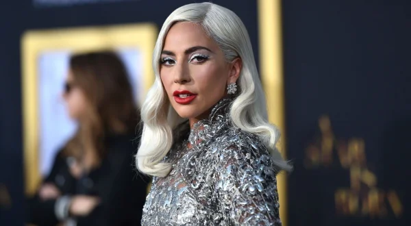 Lady Gaga - Live in London