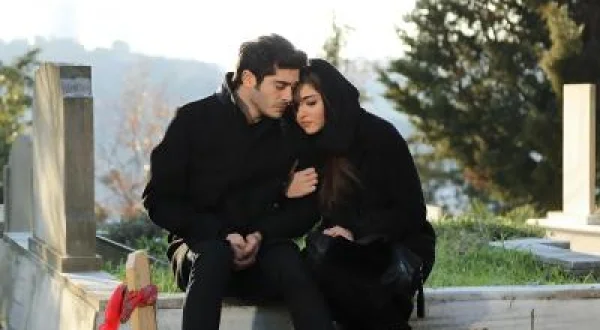 Aşk Laftan Anlamaz