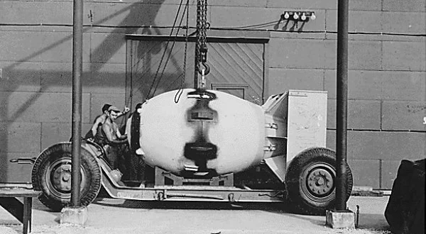 Geheimakte Atombombe – Lügen und Verrat