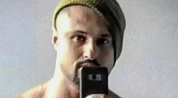 Asesinatos en las redes sociales