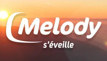 Il est 05h00 Melody s'éveille