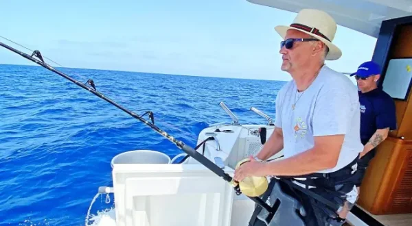 Monsterthune zwischen den Inseln Mallorca und Ibiza