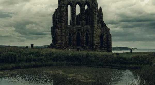 Wonderland: Gothic