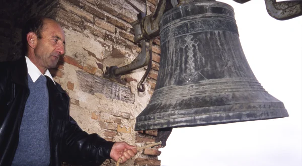 El oficio de campanero. Diferentes toques de campanas en la iglesia