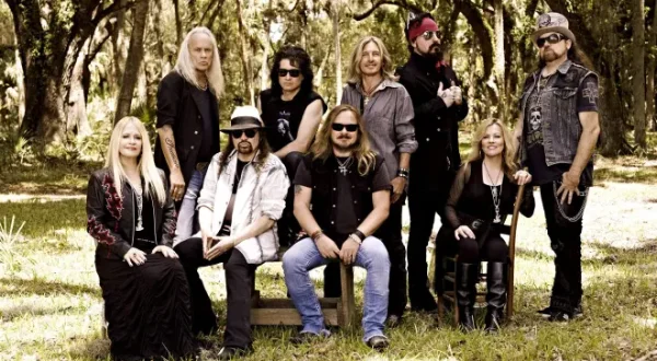Lynyrd Skynyrd and Second Helping: Live From the Florida Theater