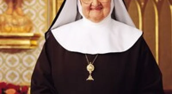 The Holy Rosary With Mother Angelica