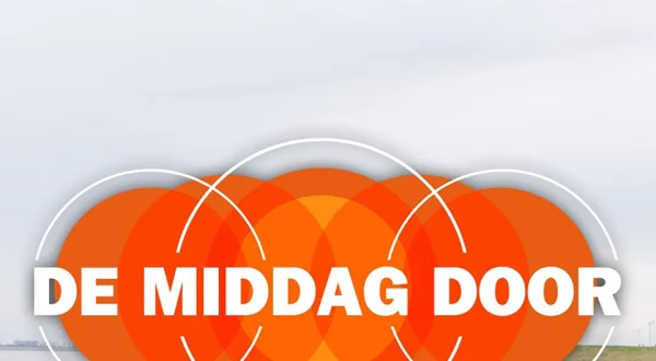 De middag door