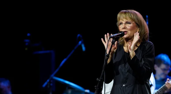 Jubilarni koncert Sve boje glasa - Bilja Krstić