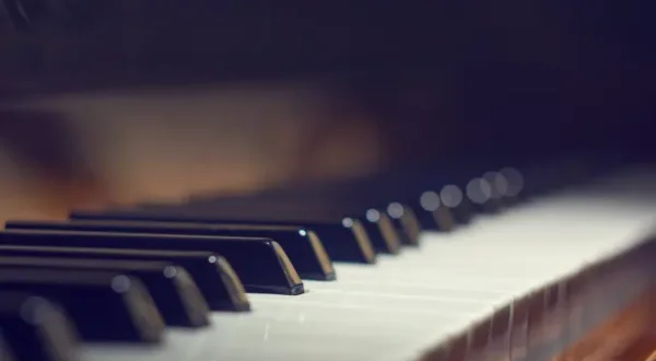 Ravel - Klavierkonzert für die linke Hand & Boléro