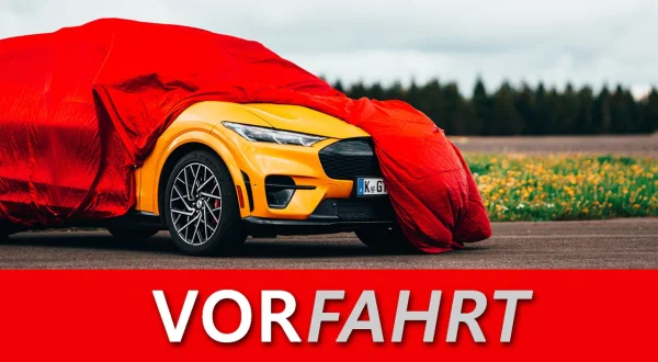 Vorfahrt Mercedes-Benz EQXX