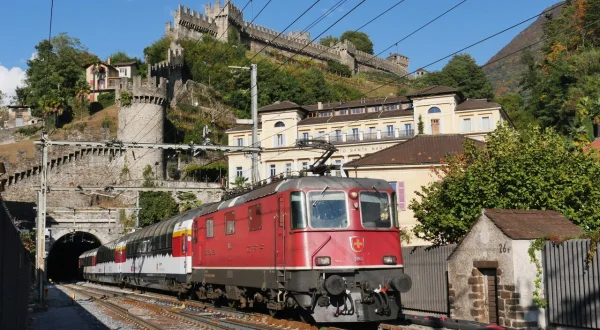 Traumhafte Bahnstrecken der Schweiz