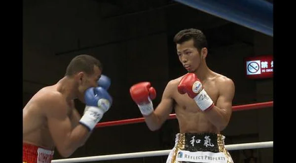 ボクシング 和氣慎吾×マイク・タワッチャイ(2015年6月)