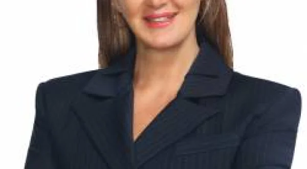 Pınar Altuğ Atacan ile Kim O?