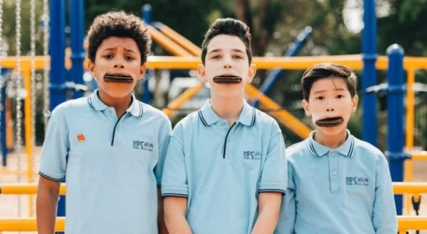Super détectives ! | The InBESTigators (The Case of the Big Mouth Challenge)