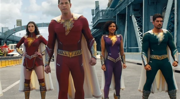 ¡Shazam! La furia de los dioses