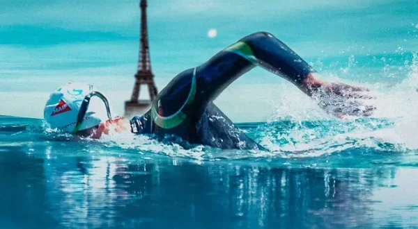 La Seine à la nage