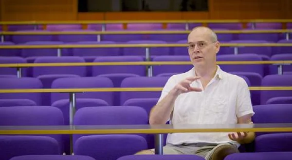 ホーキングの遺産：中性子星の衝突(二)