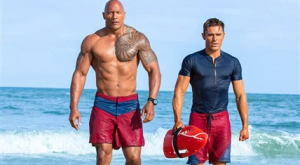 Baywatch: guardianes de la bahía