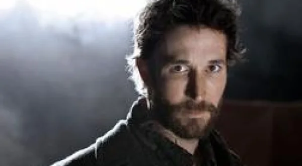 Falling Skies