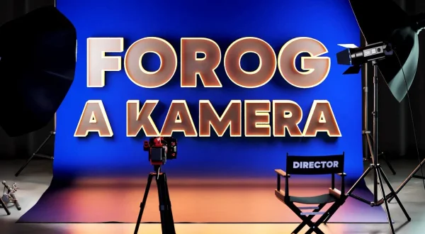 Forog a kamera