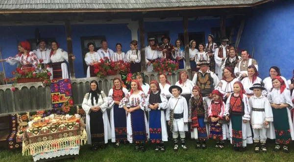Tradiţii