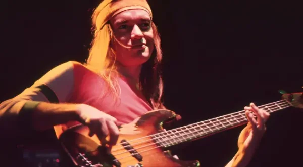 Jaco Pastorius 4:3
