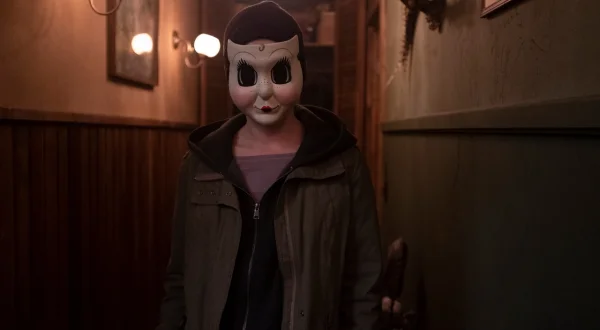 The Strangers: Chapter 1