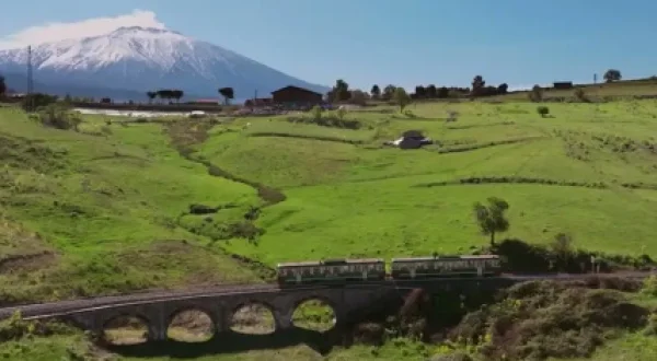 Rodeando el volcán de Italia - En tren alrededor del Etna | En tren alrededor del Etna