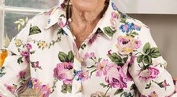 Mary Berry Cooks