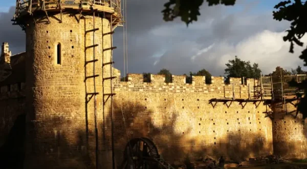 L'age d'or des chateaux forts