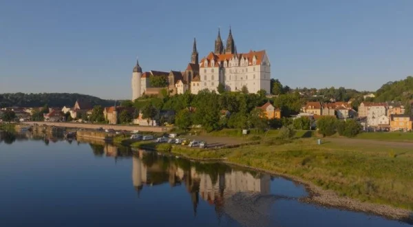 Honosné evropské hrady a zámky II