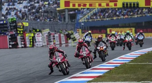FIMスーパーバイク世界選手権2026 第8戦 ドニントンパーク
