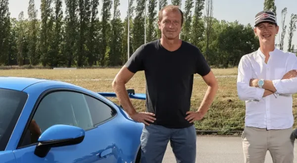 V6