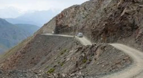 Les routes de l'impossible