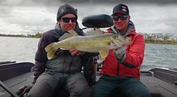Devils Lake Timber: Casting Cranks for Walleyes