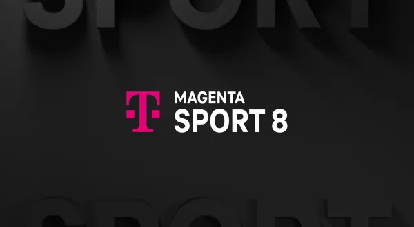 Magenta Sport 8