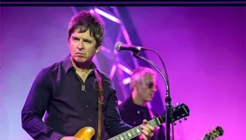 Noel Gallagher's High Flying Birds play Baloise Session
