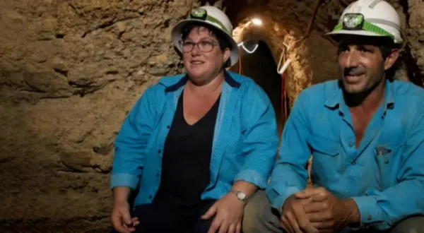 Gem Hunters Down Under