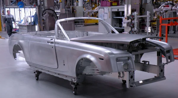 Supercars – Die Luxuswerkstatt