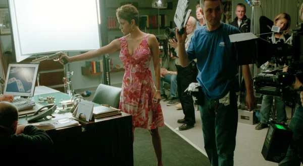 The British Touch: Bond Returns to London