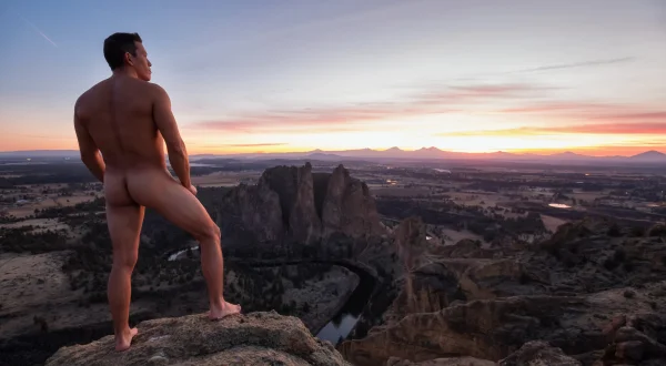 Naked Survival – Ausgezogen in die Wildnis