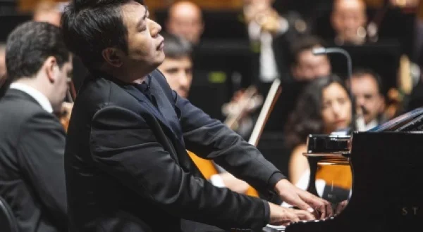 Festival de Salzburgo 2022 - L. Lang, D. Barenboim & West-Eastern Divan Orchestra | L. Lang, D. Barenboim & West-Eastern Divan Orchestra