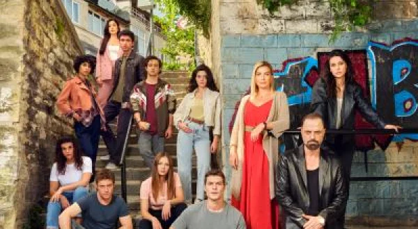 Gelsin Hayat Bildiği Gibi