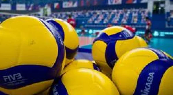 Volley Menen / Maaseik