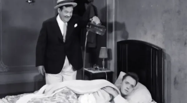 Stanlio e Ollio: Presto a letto