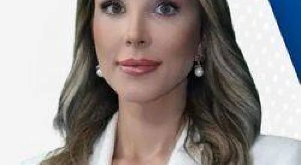 Gizem Çetin ile Parantez